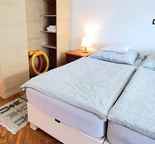 Forestine アパート *