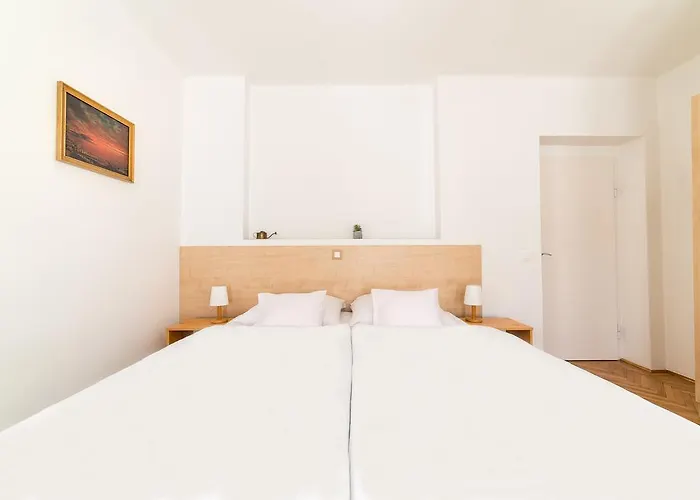 Forestine アパート *